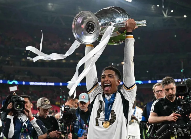 Trong màu áo Real Madrid, Bellingham góp phần vào các chức vô địch lớn tại Tây Ban Nha và châu Âu.