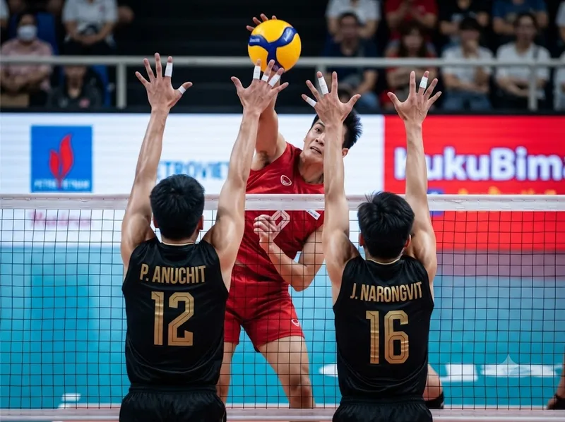 Bước sang chặng hai tại Jakarta, tuyển Việt Nam thi đấu ổn định hơn về bước một, phòng thủ và tâm lý trong những thời điểm quyết định.