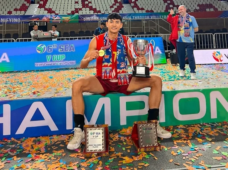 Ngọc Thuân ghi dấu ấn bằng khả năng tấn công, chắn bóng và phát bóng, qua đó được vinh danh MVP của chặng hai.