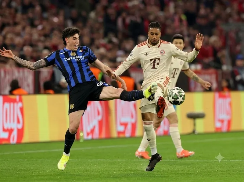 Bastoni là mẫu trung vệ lệch trái phát động tấn công xuất sắc của Inter.